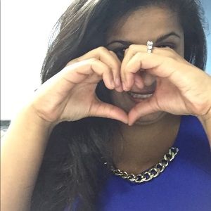 Meet your Posher, Yalda